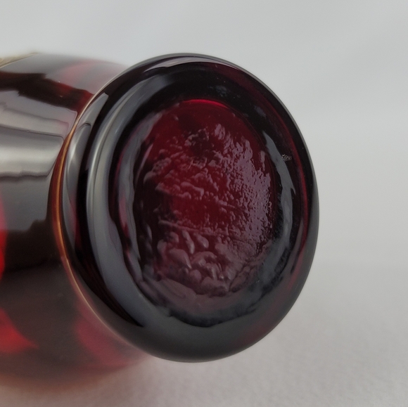 Tre Fouchi 24k Gold Trim Art Glass Bud Vase - Picture 10 of 12